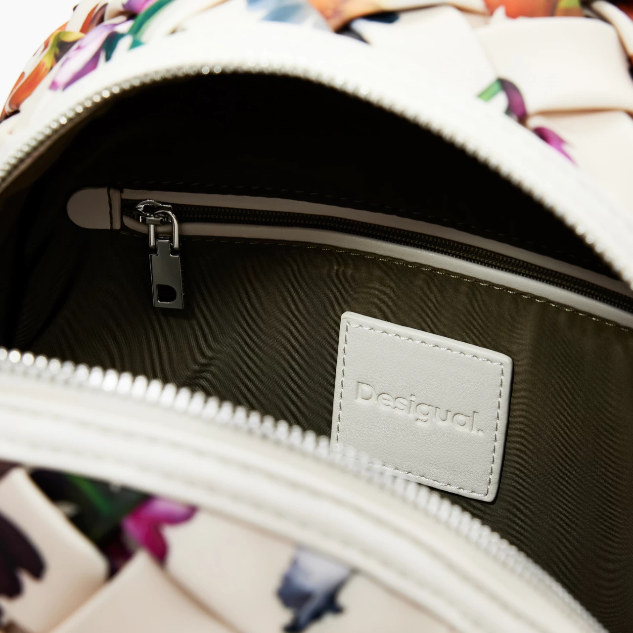 Rucsac Desigual Eclat Mombasa, alb